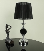 Czarna lampa sprzedawana bez figurki