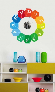 Kolorowy zegar naklejany na ścianę