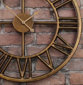 Zegar retro stylizowany na stary